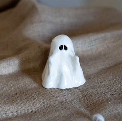 Halloween Ghost - Spooky Home Decor