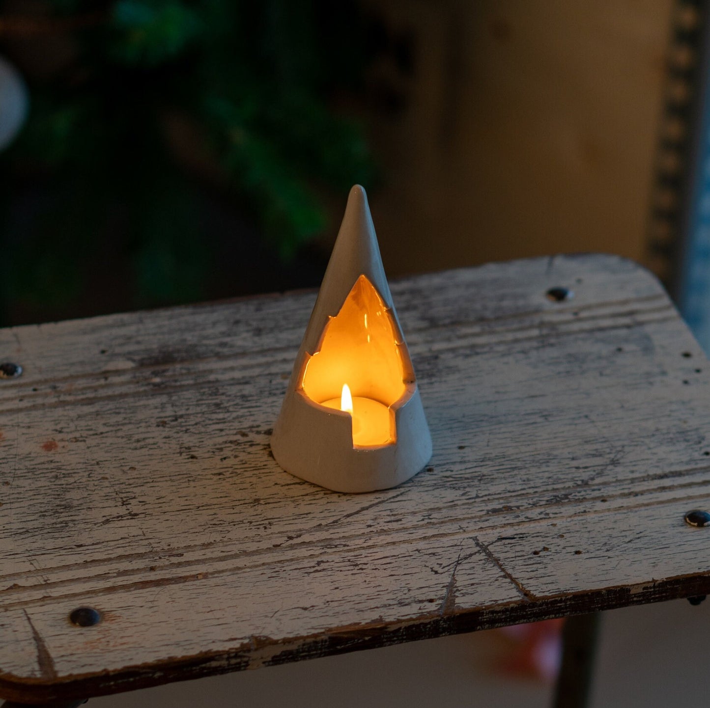 Christmas Home Decor Tea Light Holder, Handmade Ceramic Candle Holder, Pine Tree Shaped Tea Light Holder