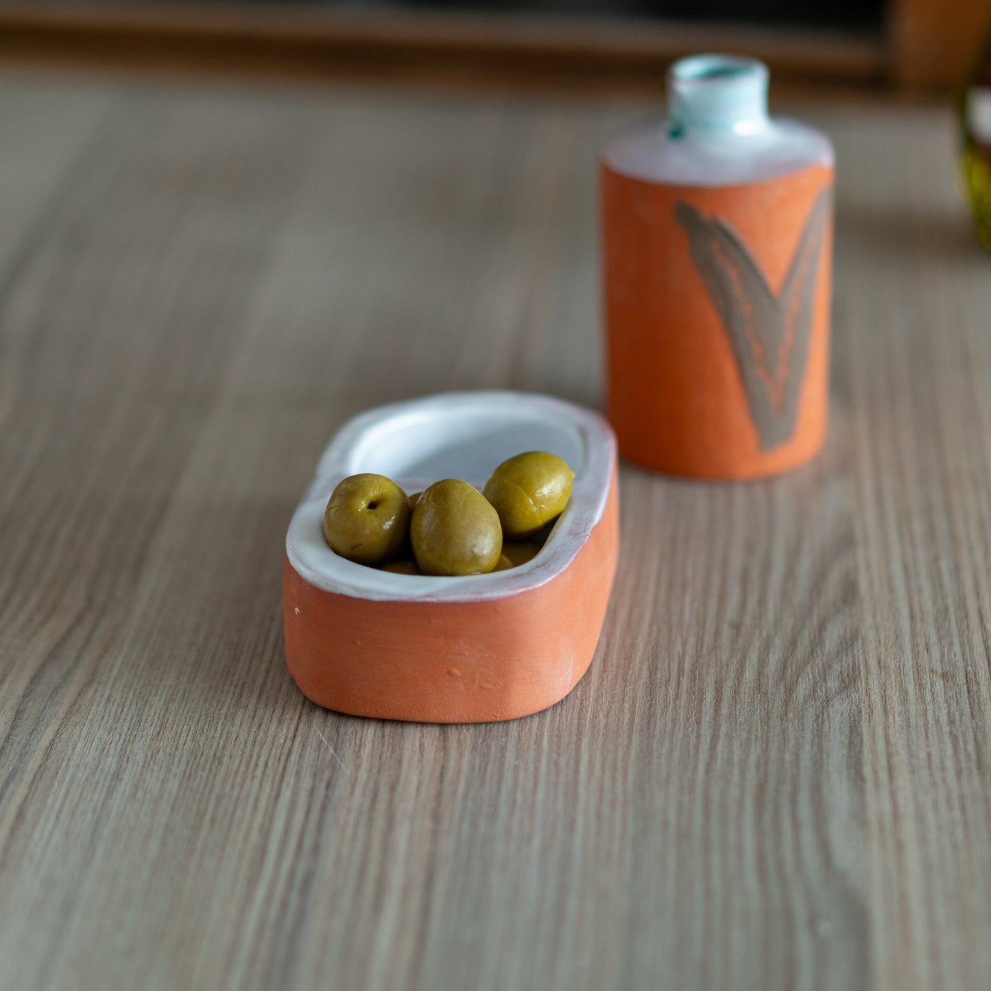 Olive Oil Bottle and Olive Dish, Handmade Gift for Home, Olive Oil Cruet, Ceramic Olive Oil Dispenser, Vinegar Cruet